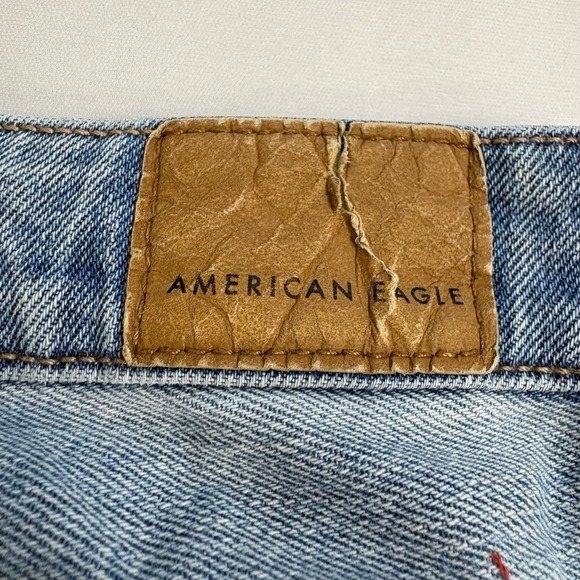American Eagle Mom Jeans Women's Size 6 High Rise Distressed Straight Leg Denim - Picture 3 of 8